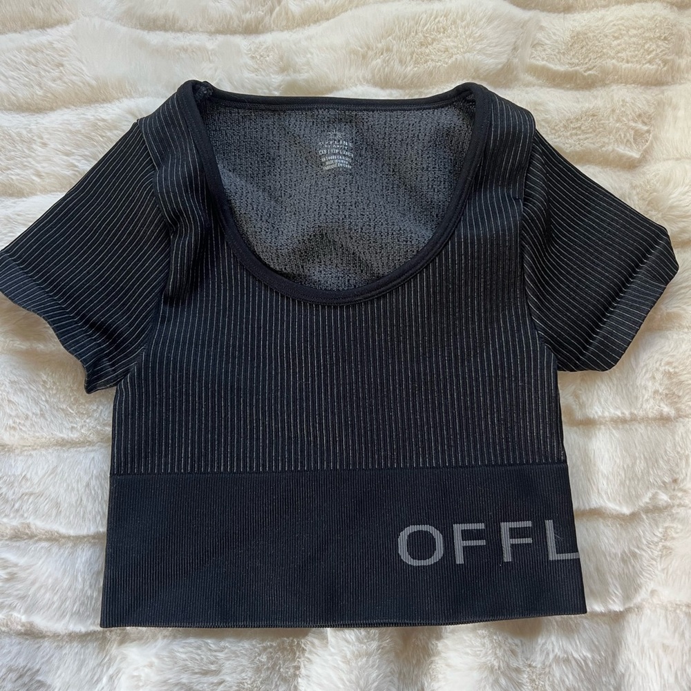 OFFLINE workout top